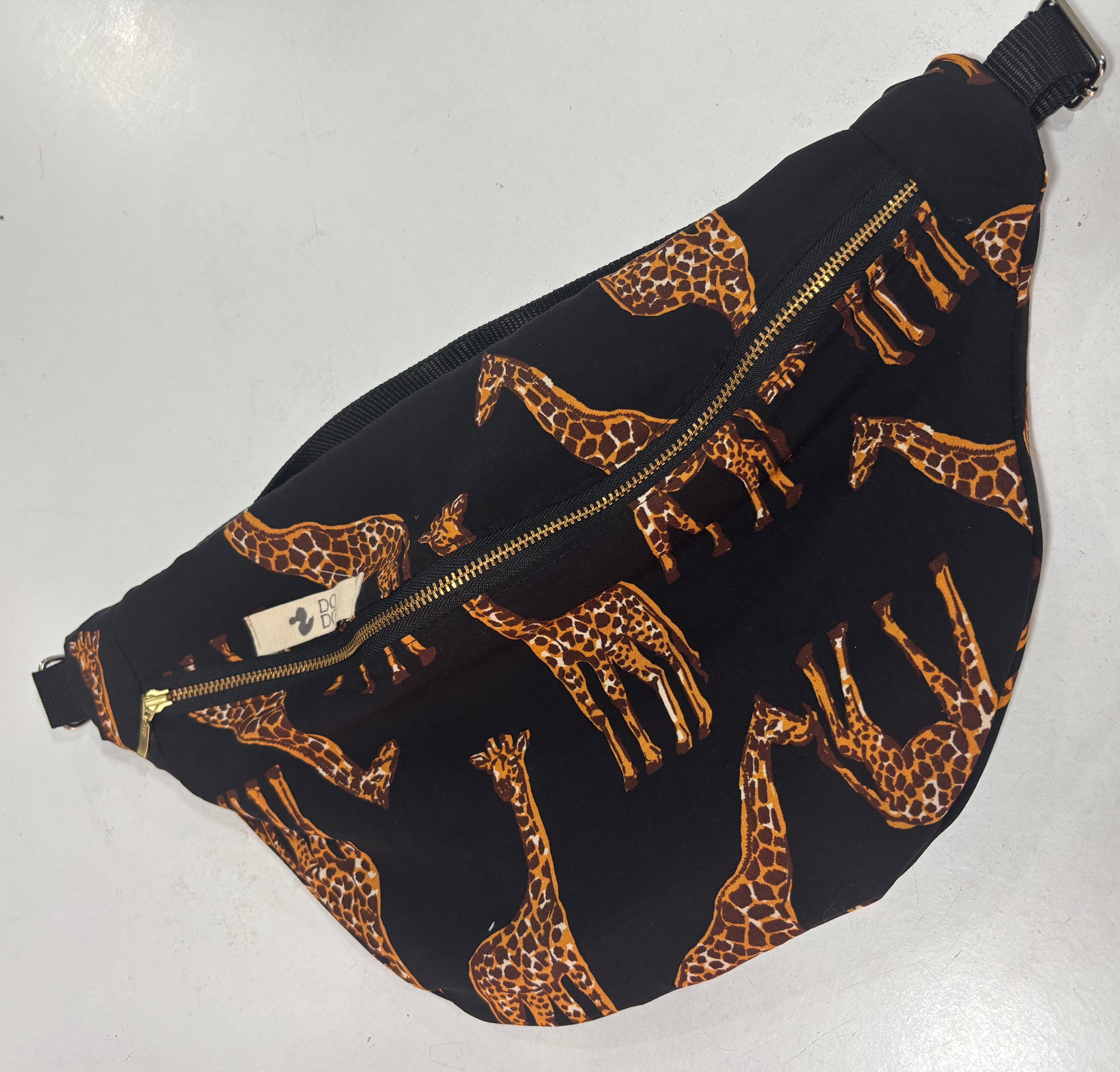 Riñonera Dodo: Estampado de Jirafas